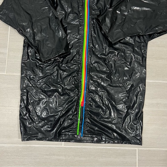 Vtg Slippery When Wet Rain Coat Wipette Women's Sz M Black Vinyl Rainbow Zipper - Picture 10 of 10